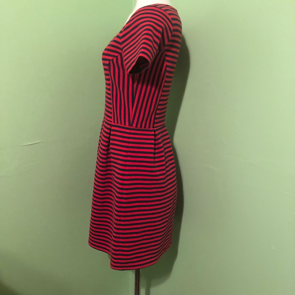J Crew | Fit-and-flare dress | Striped | 4 - Picture 4 of 7